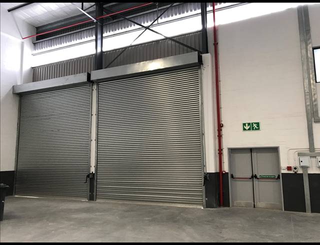 1,172M² FACTORY TO LET IN PAROW CENTRAL